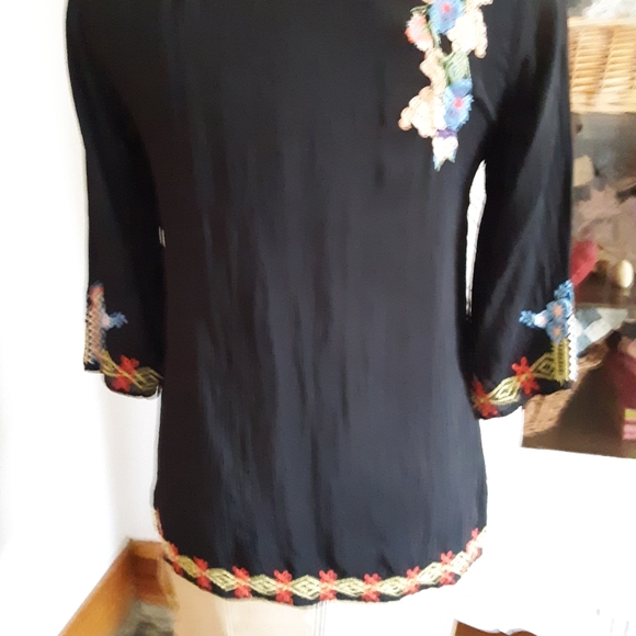 Johnny Was Black Embroidered Top - Picture 9 of 9